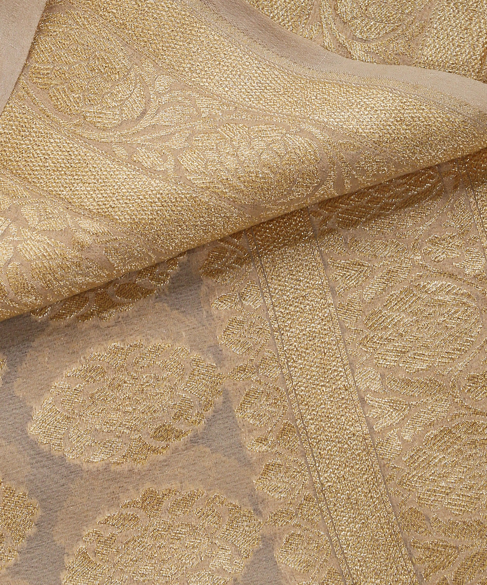Cream_Handloom_Pure_Georegtte_Banarasi_Bandhej_Dupatta_With_All_Over_Zari_Jaal_WeaverStory_04