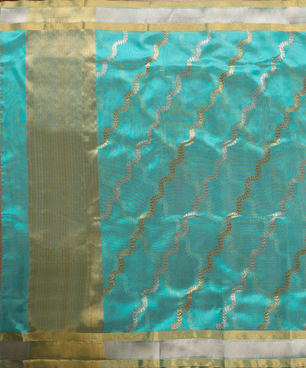 Handloom_Sky_Blue_Pure_Chanderi_Silk_Dupatta_With_Three_Flower_Meena_Booti_WeaverStory_02