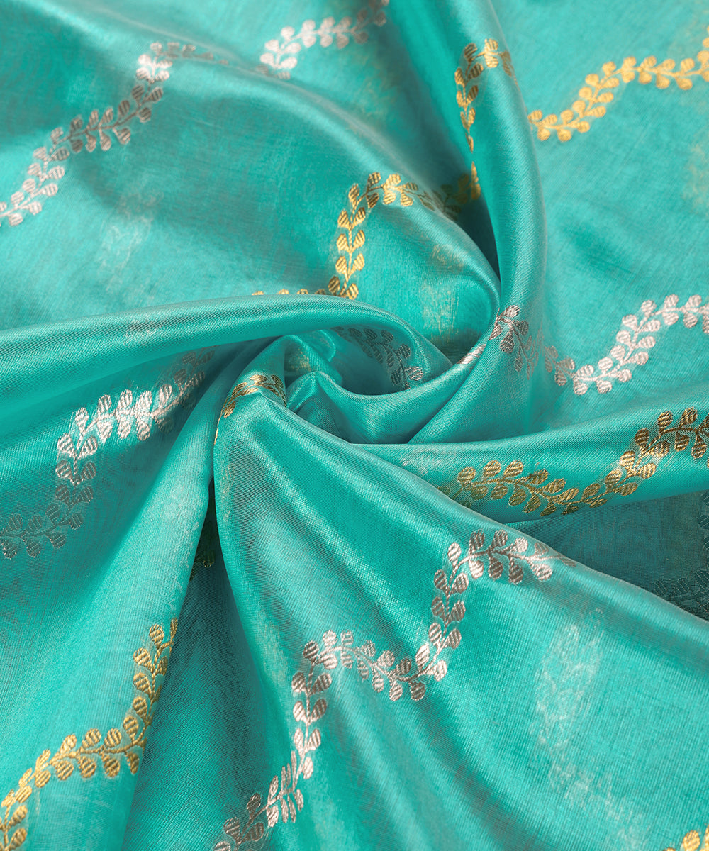 Handloom_Sky_Blue_Pure_Chanderi_Silk_Dupatta_With_Three_Flower_Meena_Booti_WeaverStory_05
