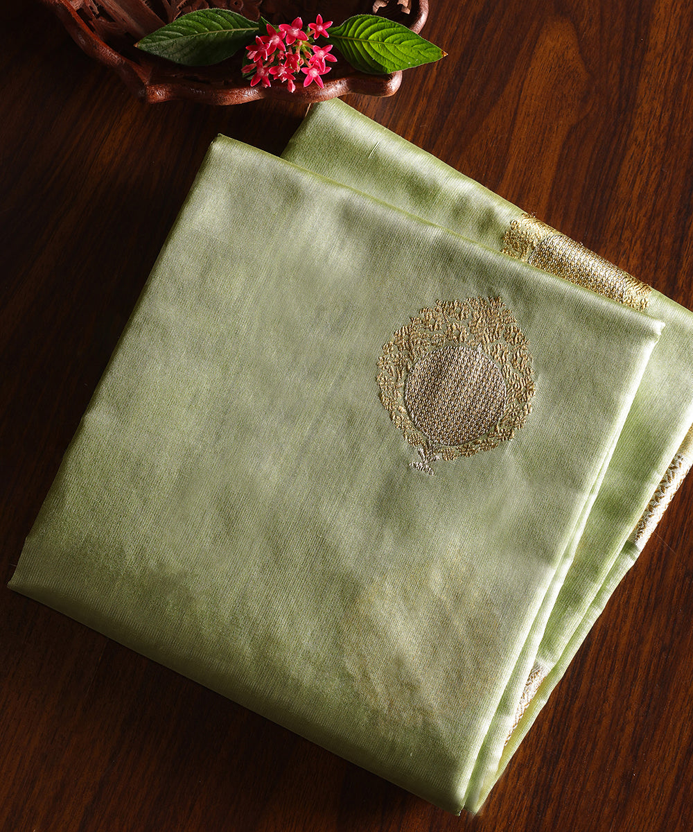 Pastel_Pista_Green_Handloom_Pure_Chanderi_Silk_Dupatta_With_Anaar_Motifs_WeaverStory_01