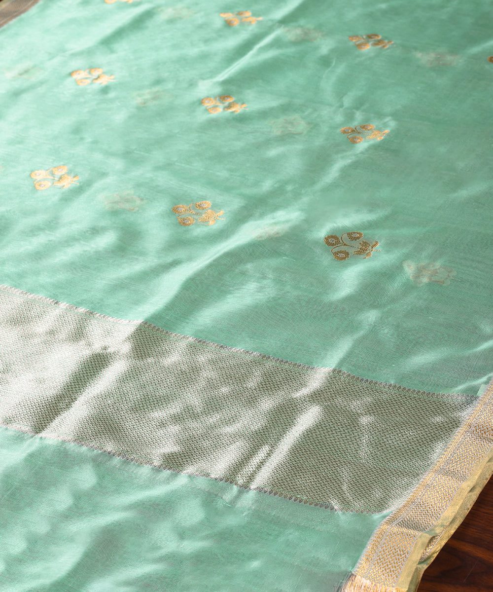 Handloom_Pastel_Powder_Blue_Pure_Chanderi_Silk_Dupatta_With_Booti_WeaverStory_02