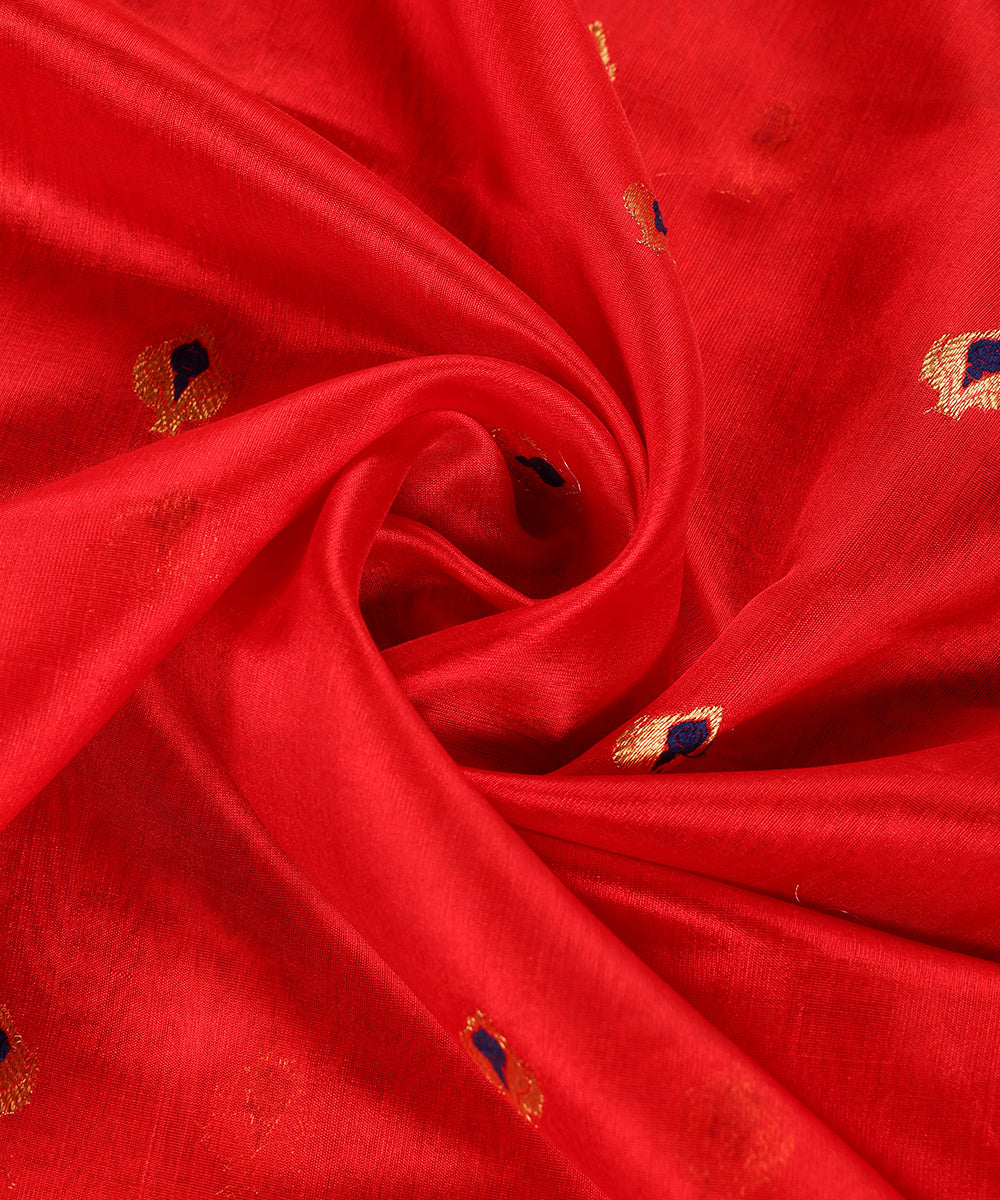 Handloom_Red_Pure_Chanderi_Silk_Dupatta_With_Meenakari_Booti_WeaverStory_05