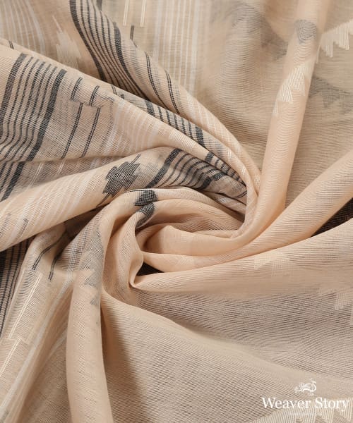 Light_Peach_Handloom_Pure_Malmal_Dhakai_Jamdani_Dupatta_WeaverStory_05