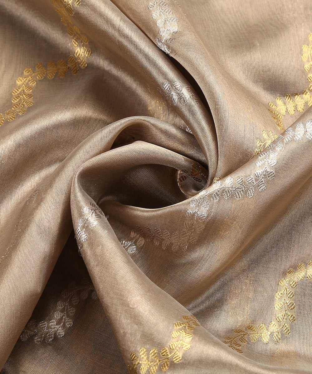 Handloom_Light_Beige_Pure_Chanderi_Silk_Dupatta_With_All_Over_Sona_Rupa_Jaal_WeaverStory_05