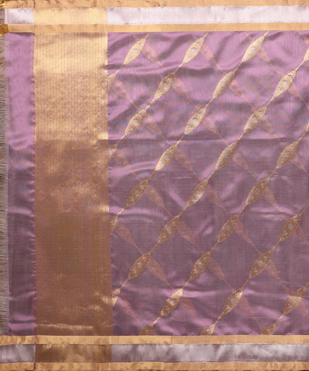 Handloom_Dark_Lilac_Pure_Chanderi_Silk_Dupatta_With_Over_Sona_Rupa_Jaal_WeaverStory_02