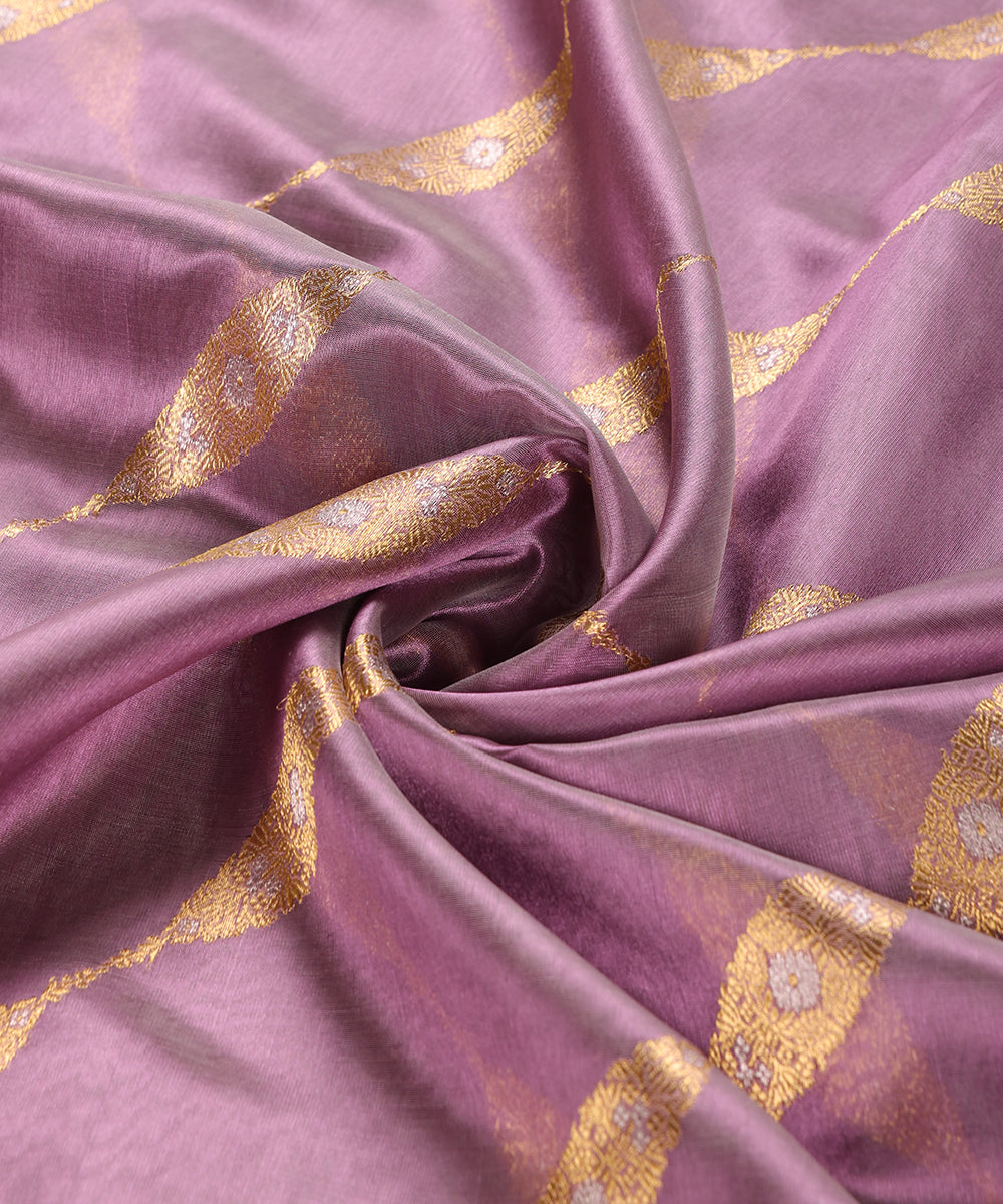 Handloom_Dark_Lilac_Pure_Chanderi_Silk_Dupatta_With_Over_Sona_Rupa_Jaal_WeaverStory_05