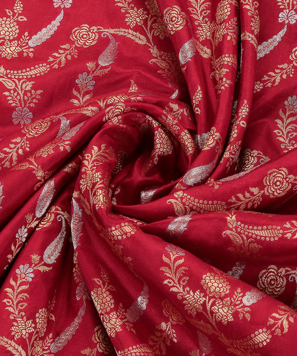Handloom_Red_Pure_Katan_Silk_Banarasi_Dupatta_With_All_Over_Sona_Rupa_Jaal_WeaverStory_05