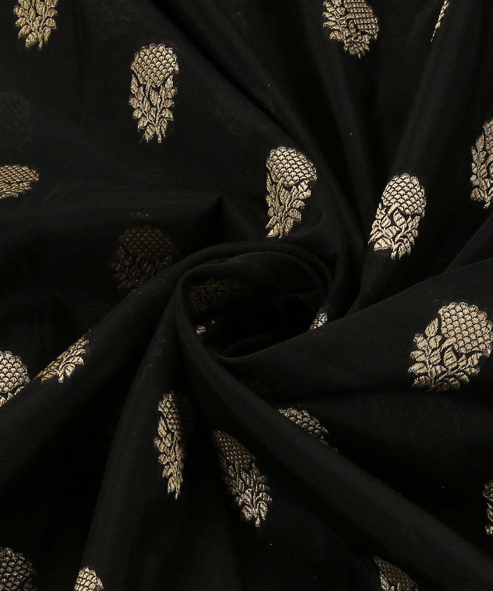 Handloom_Black_Pure_Katan_Georgette_Banarasi_Dupatta_With_All_Over_Cutwork_Booti_WeaverStory_05