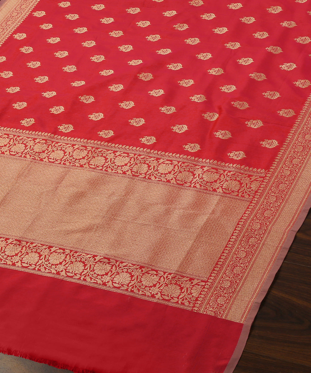 Handloom_Carrot_Pink_Pure_Katan_Georgette_Banarasi_Dupatta_With_All_Over_Booti_And_Border_WeaverStory_03