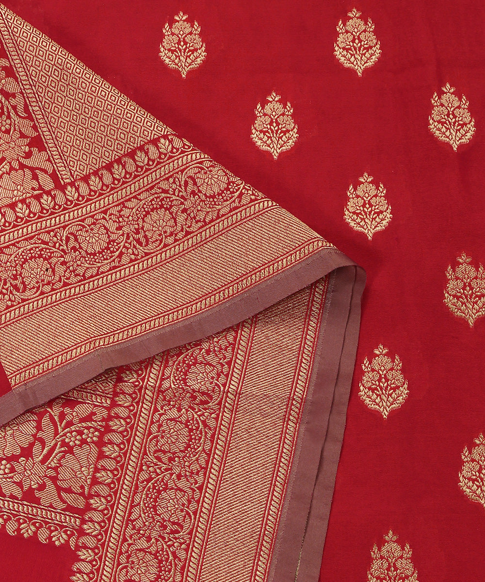 Handloom_Carrot_Pink_Pure_Katan_Georgette_Banarasi_Dupatta_With_All_Over_Booti_And_Border_WeaverStory_04