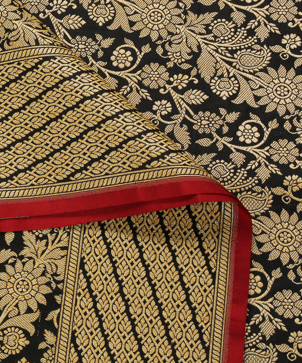 Handloom_Black_Pure_Katan_Silk_Kimkhab_Banarasi_Dupatta_WeaverStory_04
