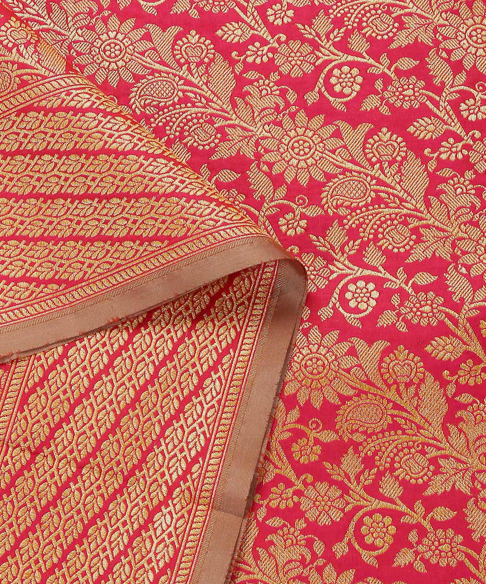Hot_Pink_Double_Shade_Handloom_Pure_Katan_Silk_Banarasi_Kimkhab_Dupatta_WeaverStory_04