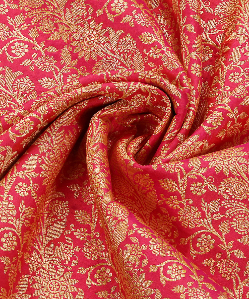 Hot_Pink_Double_Shade_Handloom_Pure_Katan_Silk_Banarasi_Kimkhab_Dupatta_WeaverStory_05