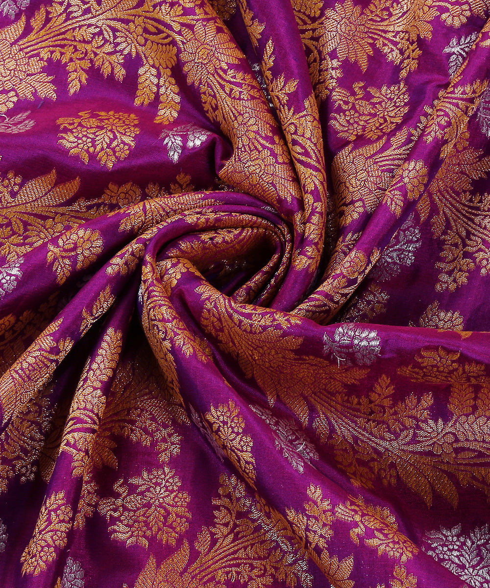 Violet_Handloom_Pure_Katan_Silk_Banarasi_Dupatta_With_Sona_Rupa_Jaal_WeaverStory_05