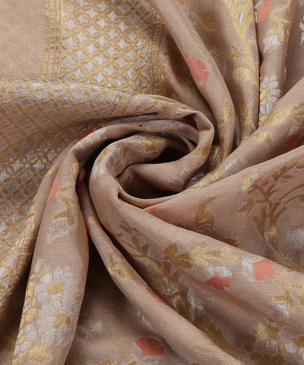 Handloom_Beige_Pure_Georgette_Banarasi_Dupatta_With_Sona_Rupa_Jaal_WeaverStory_05