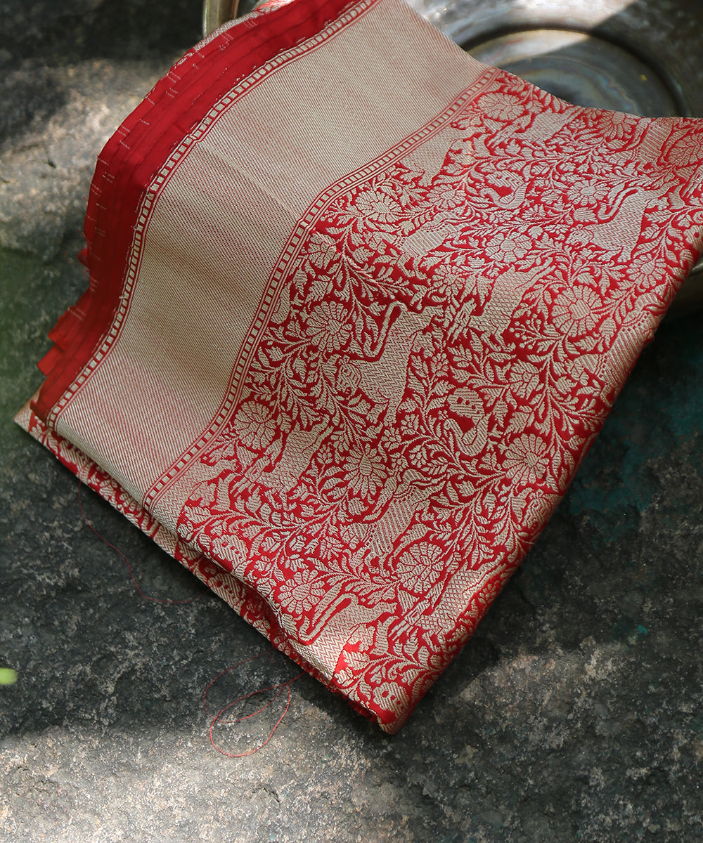 Handloom_Red_Pure_Katan_Silk_Shikargah_Banarasi_Dupatta_WeaverStory_01