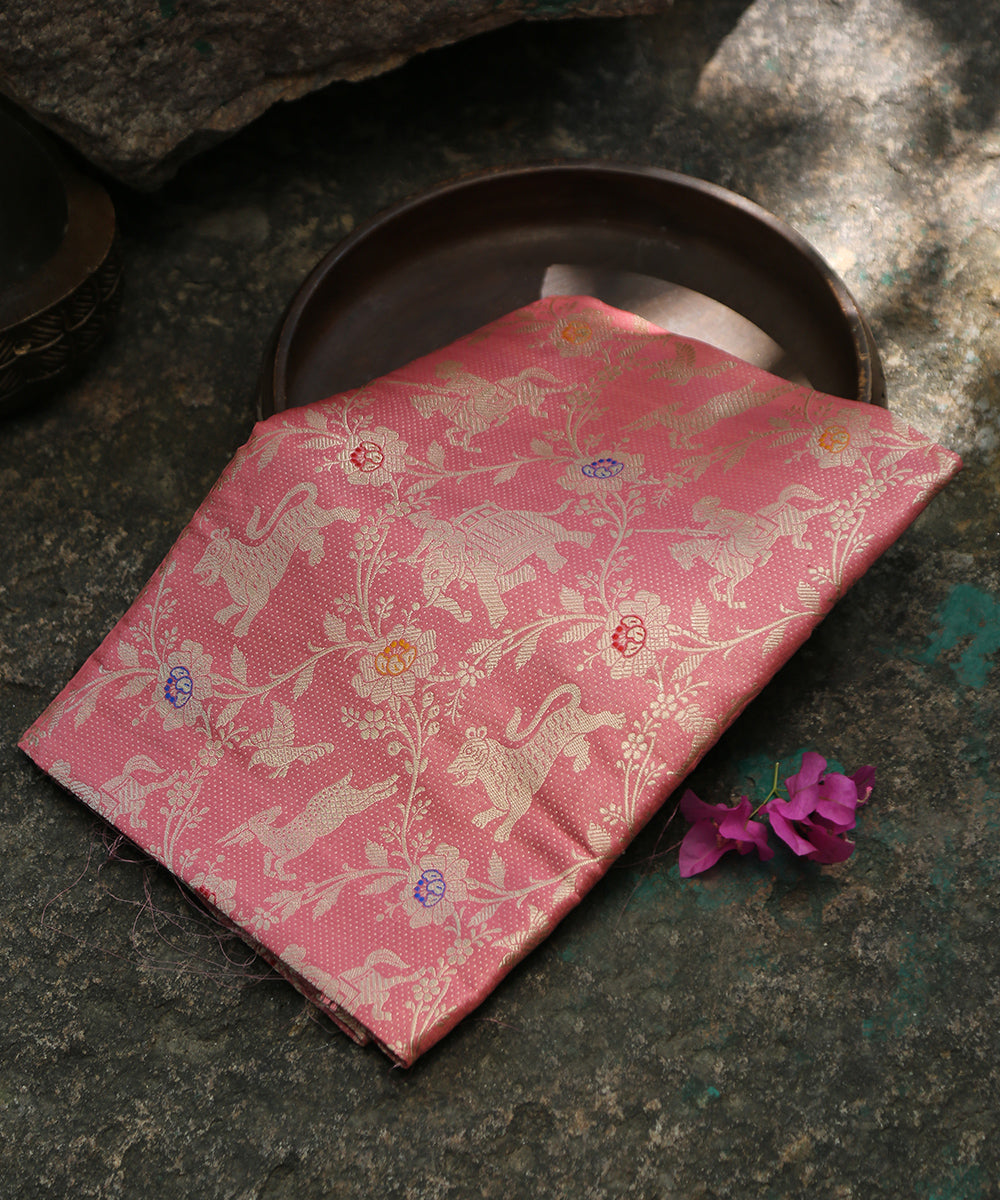 Handloom_Pink_Pure_Katan_Silk_Kimkhab_Banarasi_Dupatta_With_Shikargah_Jaal_And_Meenakari_WeaverStory_01