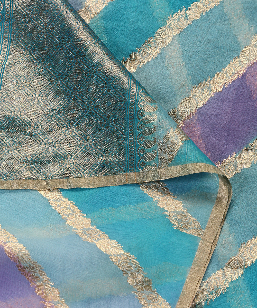 Sky_Blue_And_Purple_Handloom_Rangkaat_Pure_Organza_Dupatta_With_All_Over_Jaal_WeaverStory_04