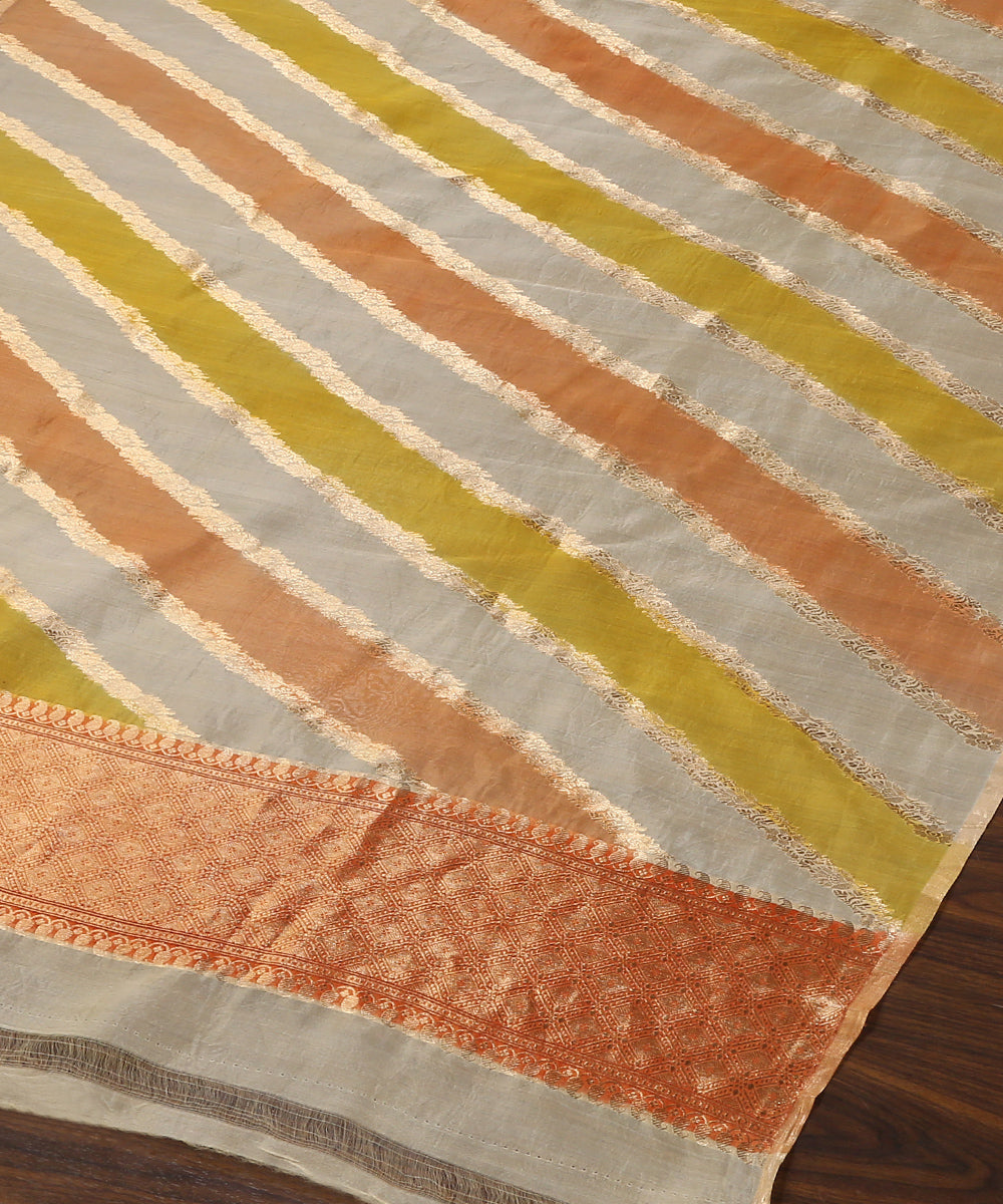 Handloom_Cream_And_Yellow_Rangkaat_Pure_Organza_Dupatta_With_All_Over_Jaal_WeaverStory_03