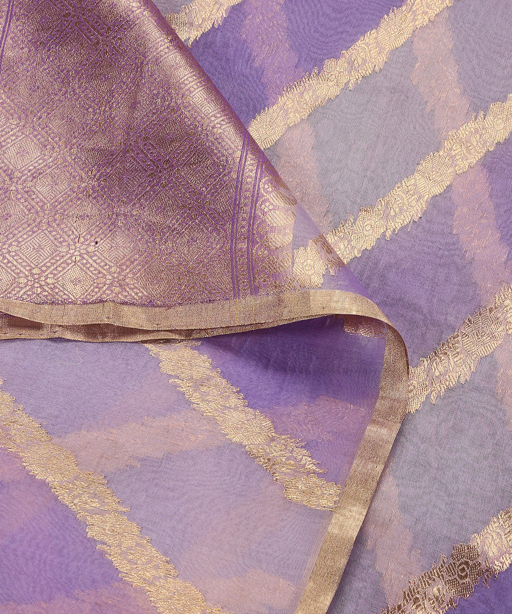 Lavender_Handloom_Rangkaat_Pure_Organza_Dupatta_With_All_Over_Jaal_WeaverStory_04