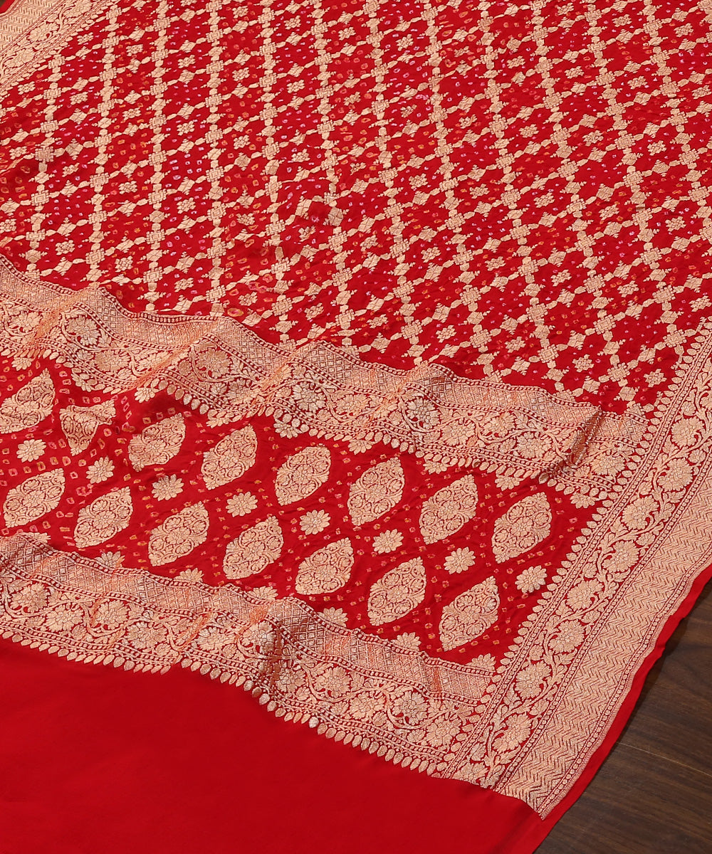 Handloom_Red_Pure_Georgette_Banarasi_Bandhej_Dupatta_WeaverStory_03