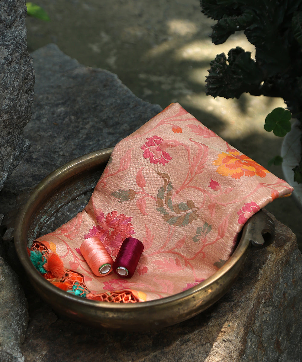 Peach_Handloom_Pure_Katan_Silk_Kimkhab_Banarasi_Dupatta_With_Zari_Base_WeaverStory_01