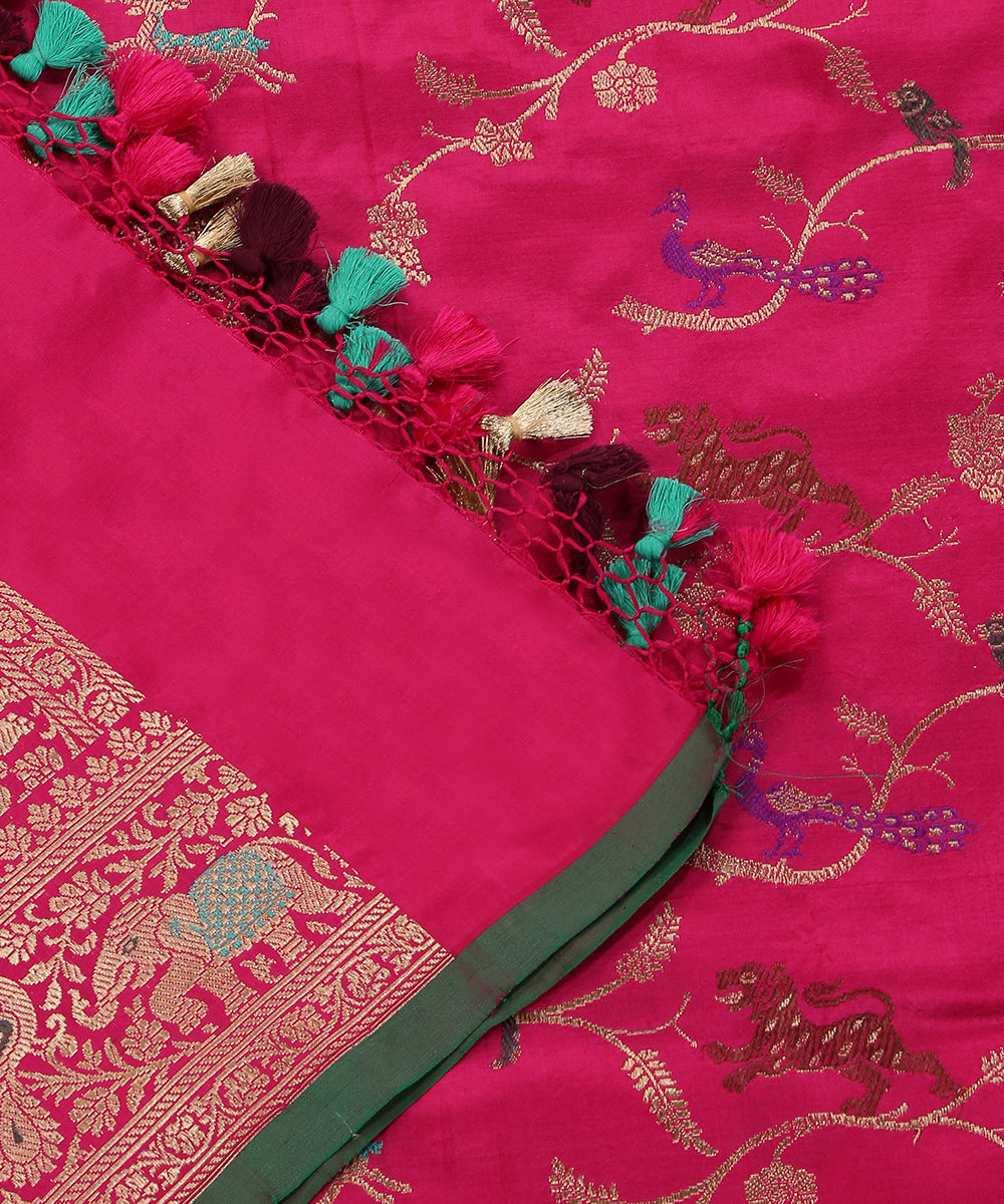 Magenta_Handloom_Pure_Katan_Silk_Banarasi_Dupatta_With_Meenakari_WeaverStory_04