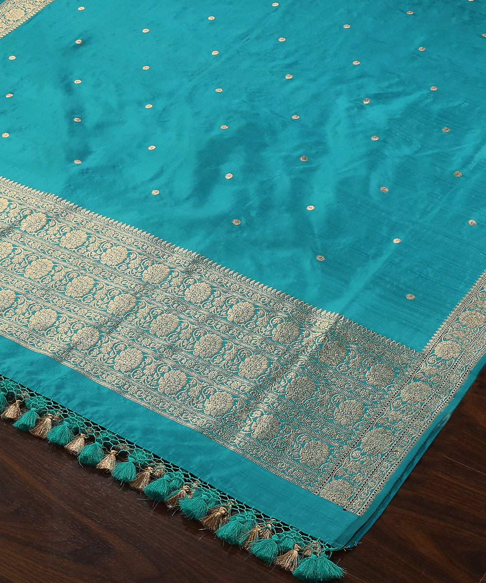 Handloom_Turquoise_Pure_Katan_Silk_Banarasi_Dupatta_With_Kadhwa_Boota_WeaverStory_03