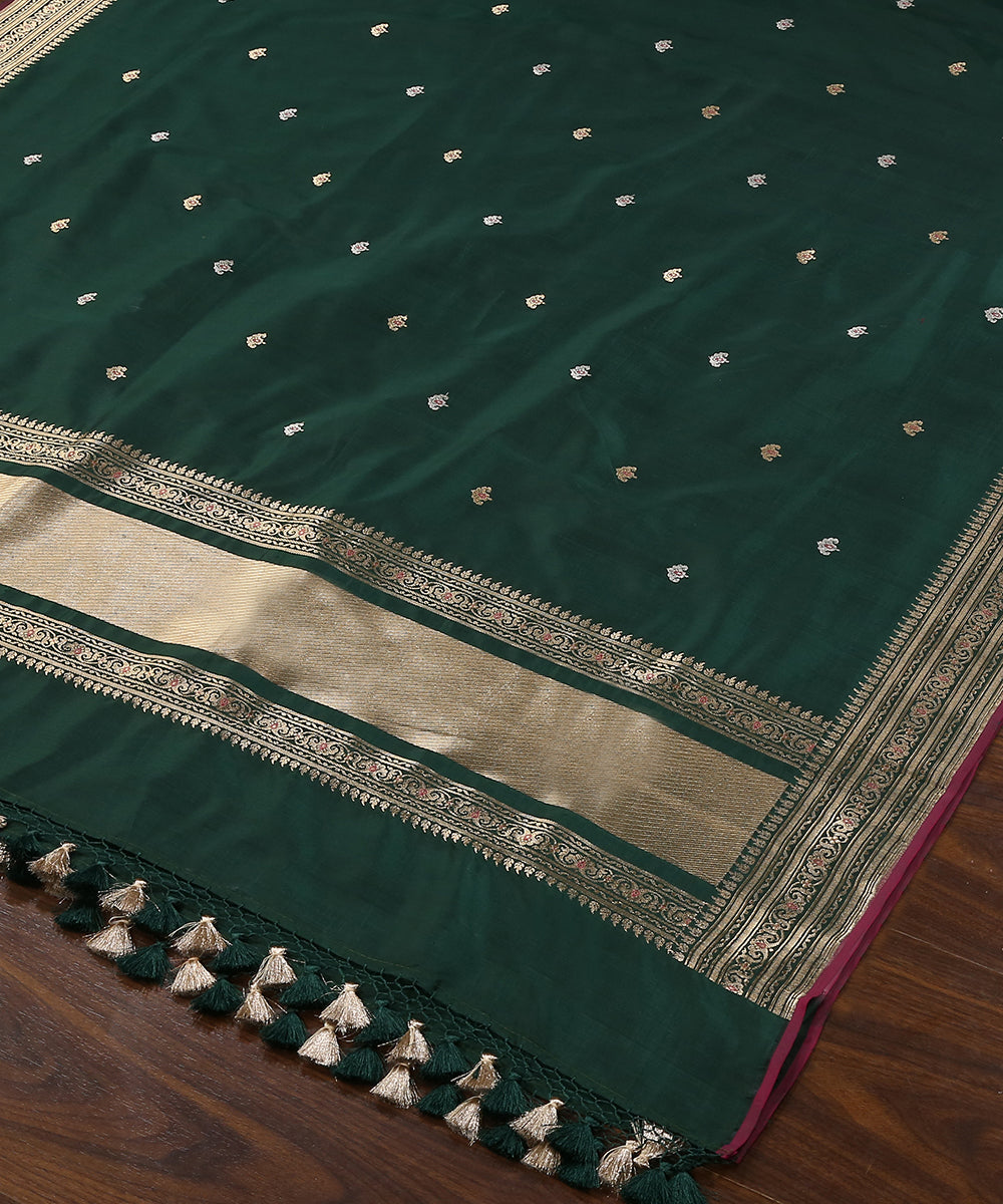 Handloom_Dark_Green_Pure_Katan_Silk_Banarasi_Dupatta_With_Meenakari_WeaverStory_03