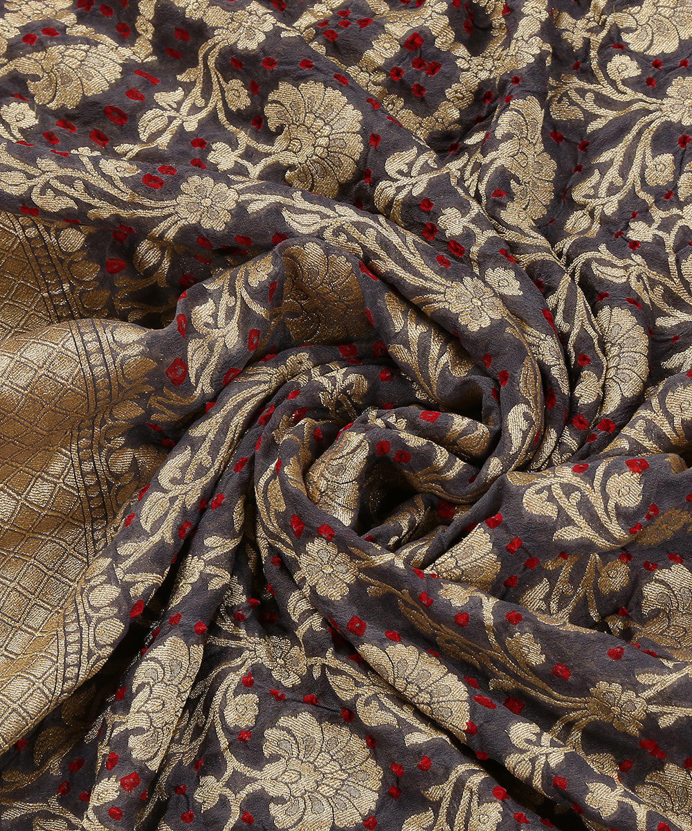 Handloom_Grey_Pure_Georgette_Banarasi_Bandhej_Dupatta_With_Floral_Jaal_WeaverStory_05