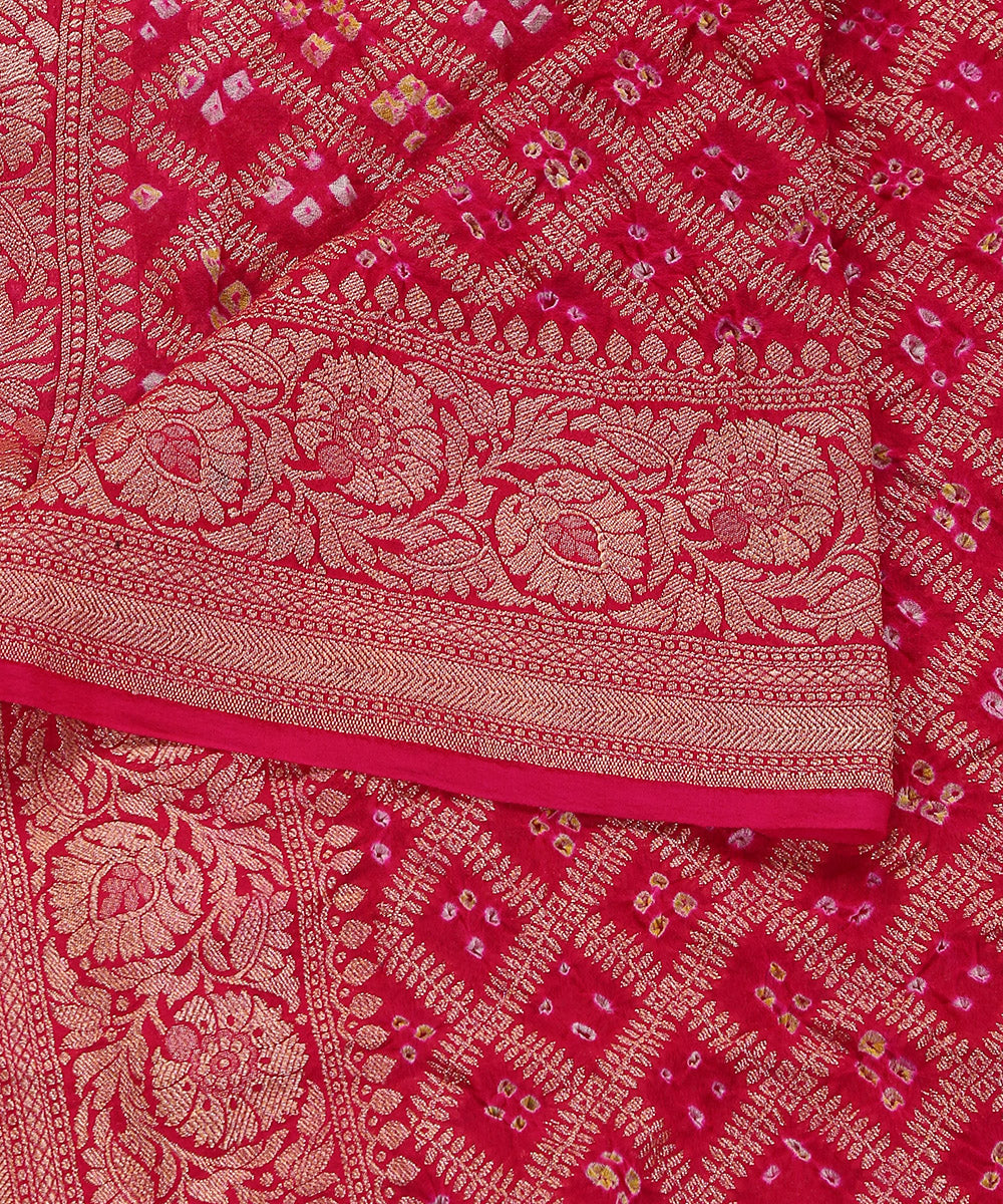 Handloom_Magenta_Pure_Georgette_Banarasi_Bandhej_Dupatta_With_Floral_Border_WeaverStory_04