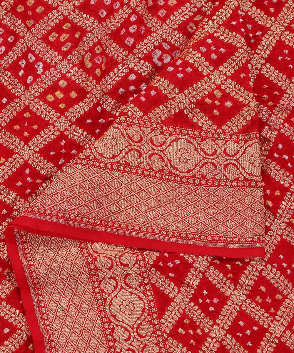 Handloom_Red_Pure_Georgette_Banarasi_Bandhej_Dupatta_With_Zari_Jaal_WeaverStory_04