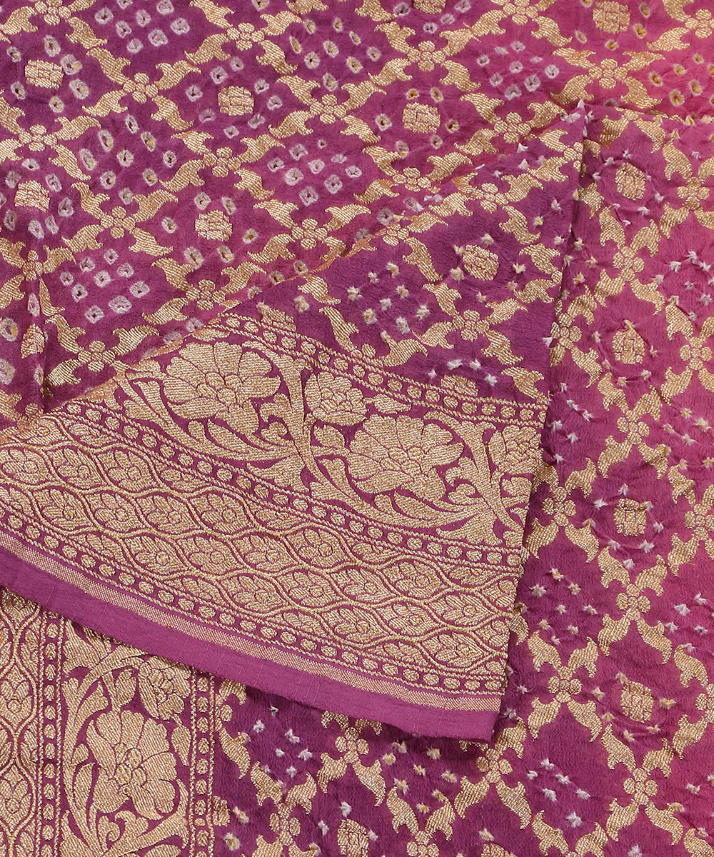 Mauve_And_Pink_Ombre_Dyed_Handloom_Pure_Georgette_Banarasi_Bandhej_Dupatta_WeaverStory_04