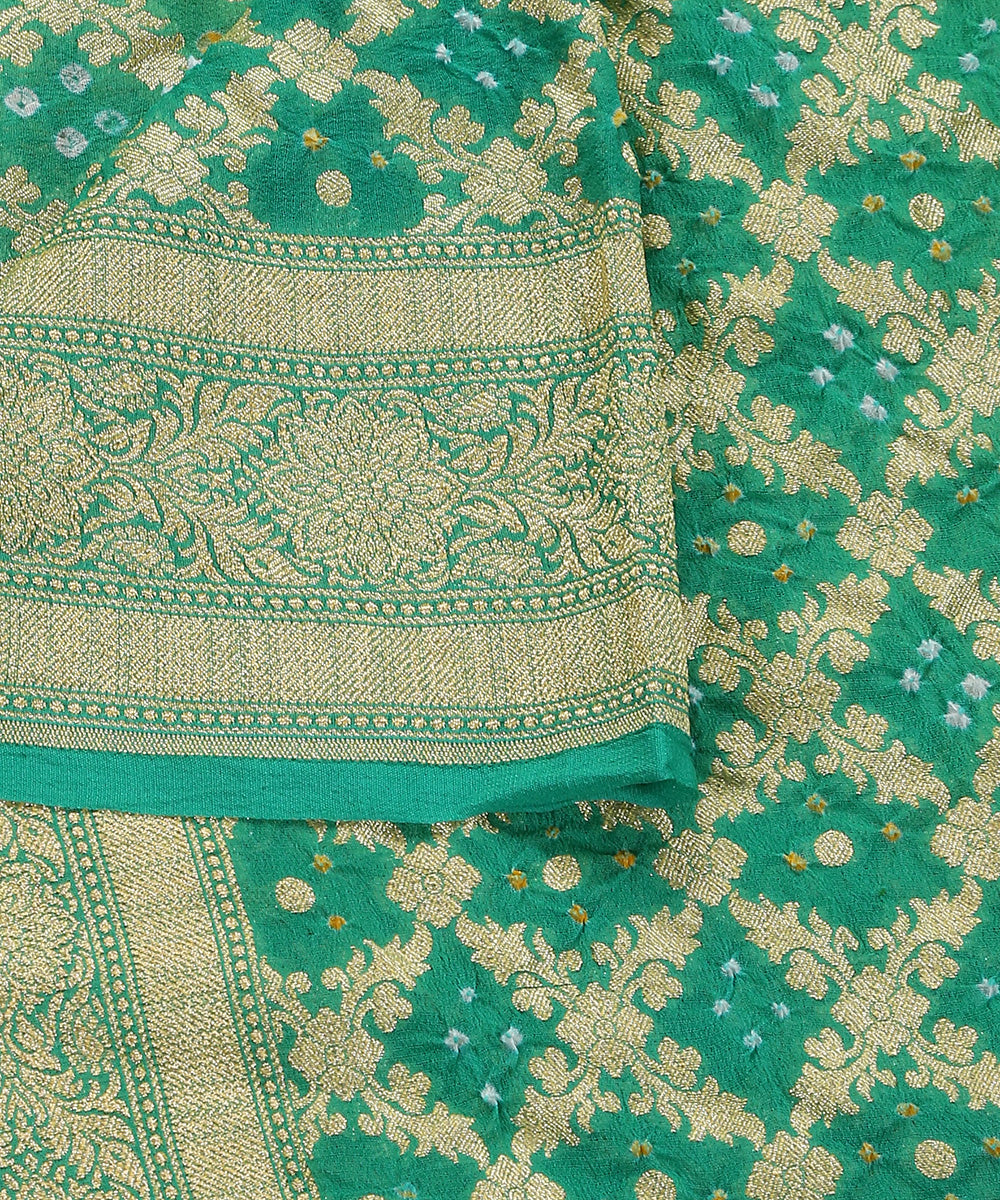 Light_Green_Handloom_Ombre_Dyed_Banarasi_Bandhej_Pure_Georgette_Dupatta_With_Cutwork_Weave_WeaverStory_04