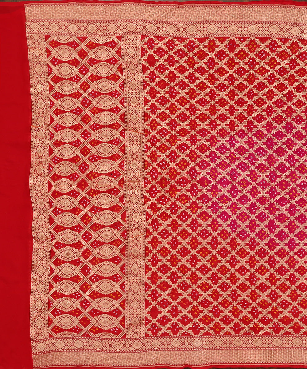 Pink_And_Red_Ombre_Dyed_Handloom_Pure_Georgette_Banarasi_Bandhej_Dupatta_WeaverStory_02