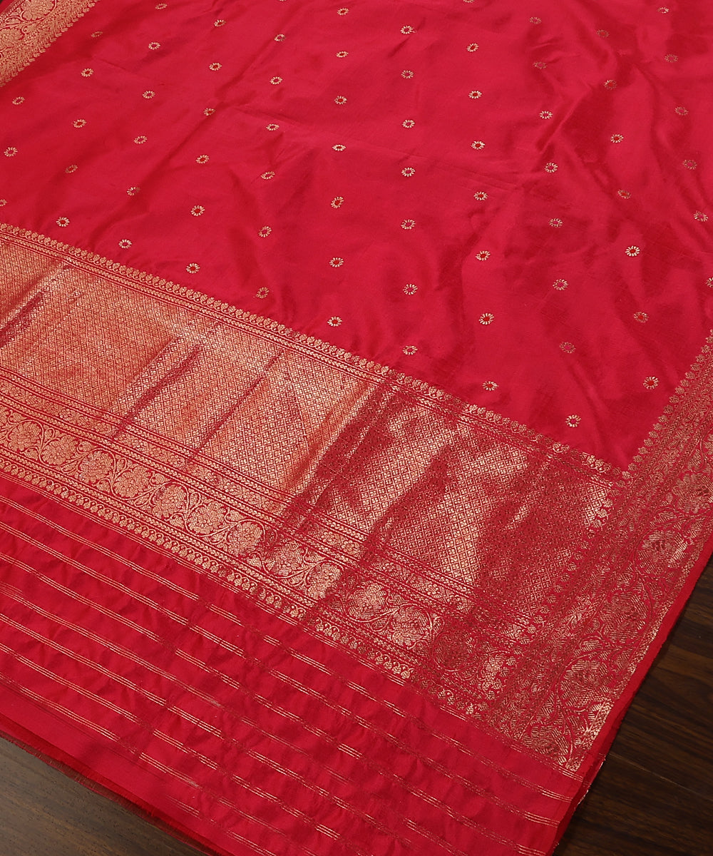 Handloom_Purple_Pure_Katan_Silk_Banarasi_Dupatta_With_Boota_And_Kadhwa_Border_WeaverStory_03