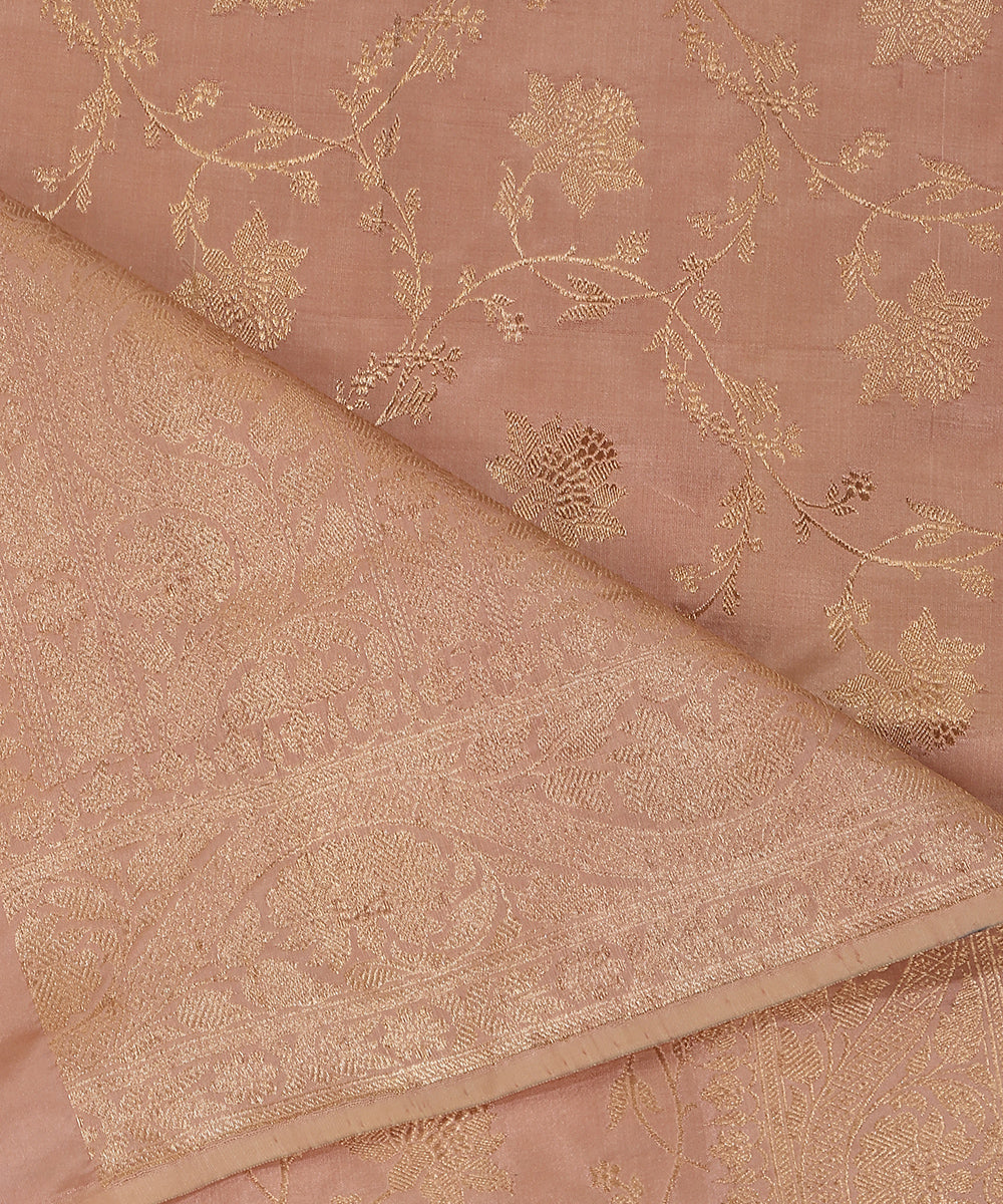 Blush_Pink_Handloom_Pure_Katan_Silk_Banarasi_Dupatta_With_Jaal_WeaverStory_04