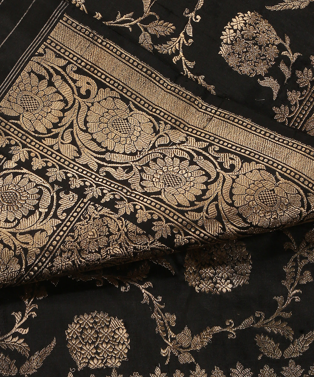 Black_Handloom_Pure_Katan_Silk_Banarasi_Dupatta_With_Zari_Jaal_WeaverStory_04