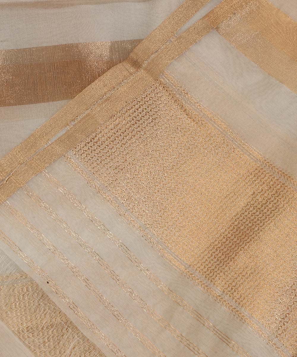White_And_Gold_Handloom_Pure_Kora_Tissue_Dyeable_Chanderi_Dupatta_WeaverStory_04