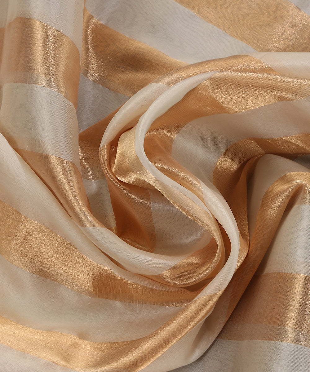 White_And_Gold_Handloom_Pure_Kora_Tissue_Dyeable_Chanderi_Dupatta_WeaverStory_05