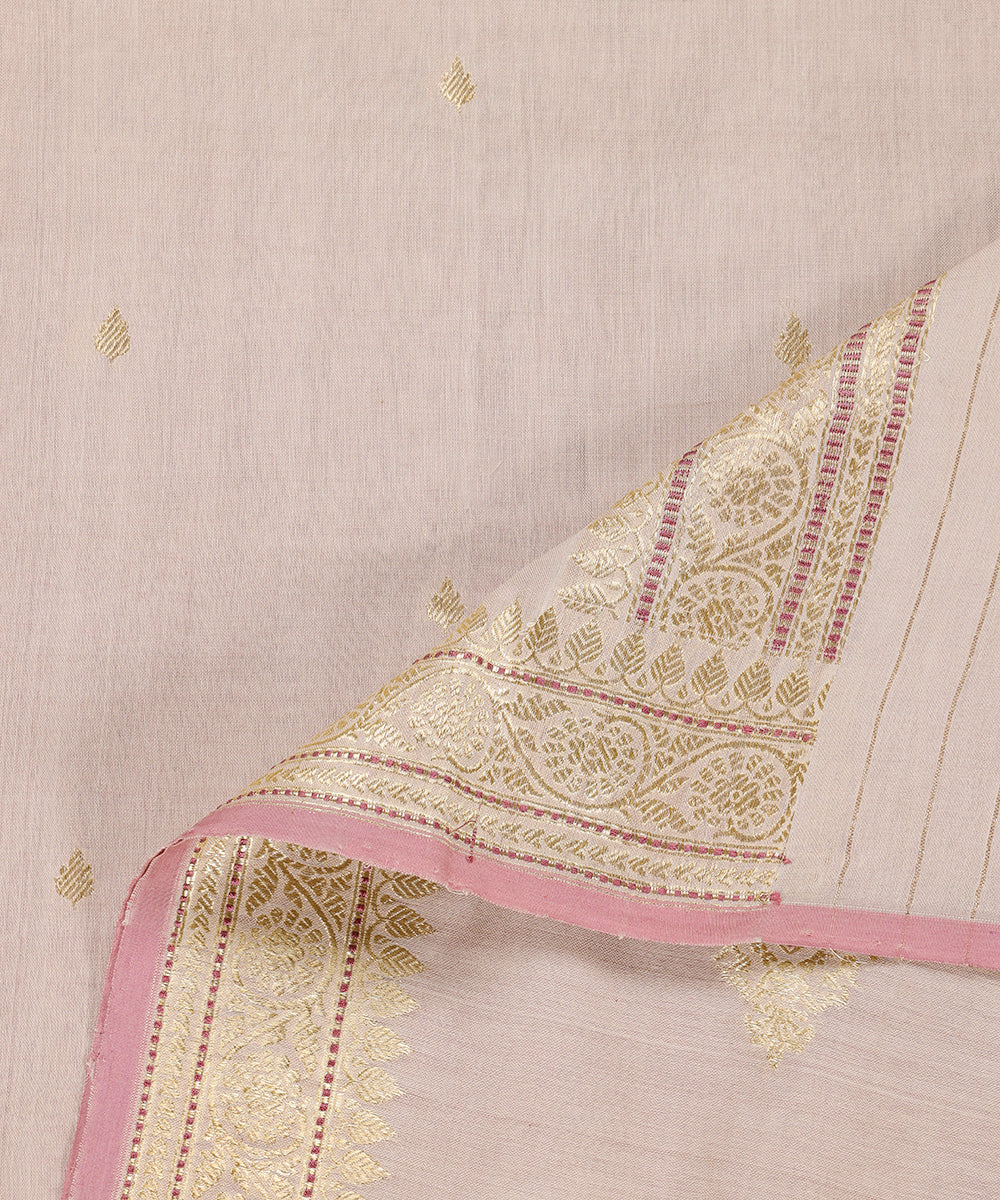 Handloom_Lilac_Pure_Cotton_Banarasi_Dupatta_With_Meenkaari_Border_WeaverStory_04