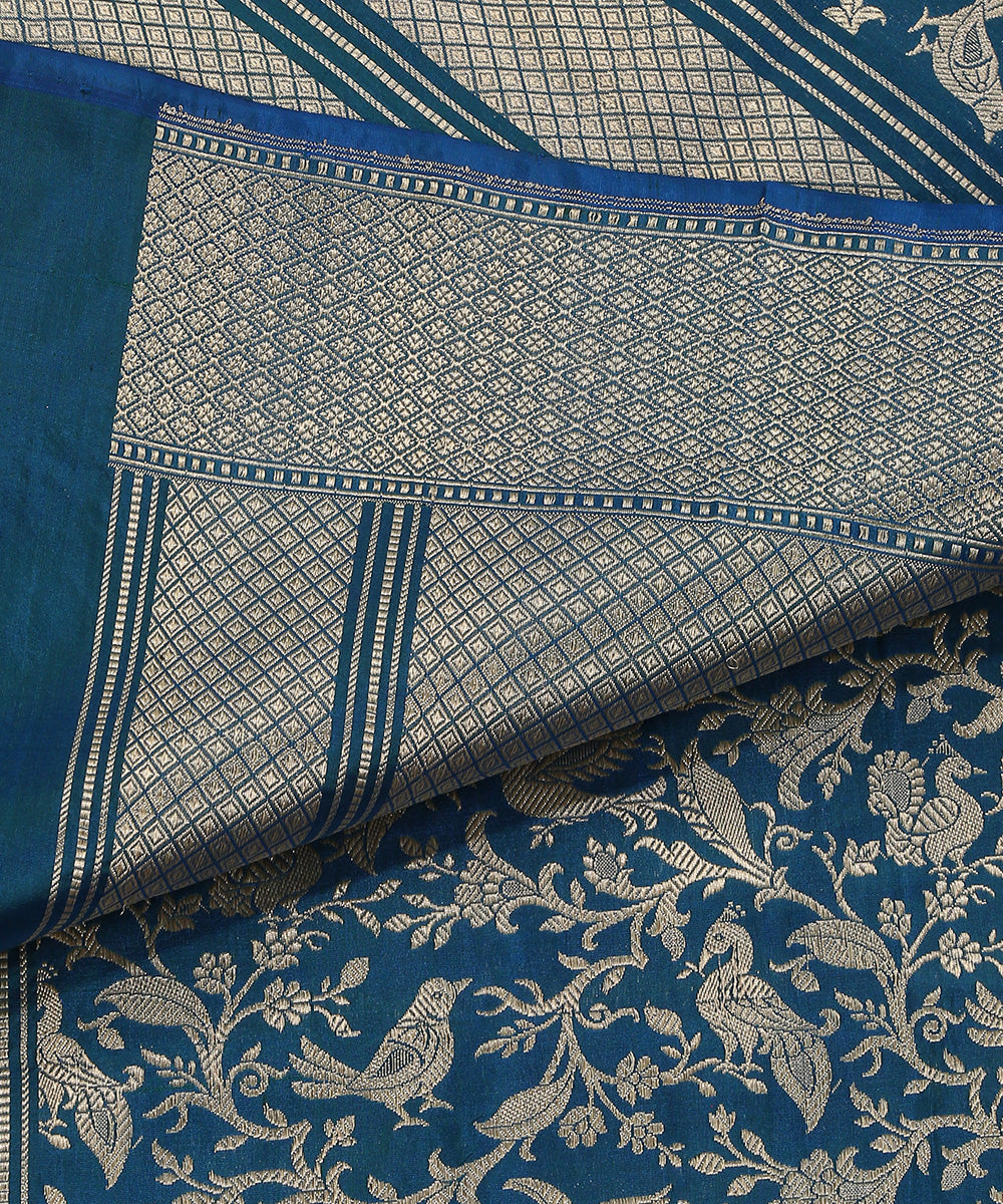 Peacock_Blue_Handloom_Pure_Katan_Silk_Shikargah_Banarasi_Dupatta_With_Mynahs_And_Peacocks_WeaverStory_04