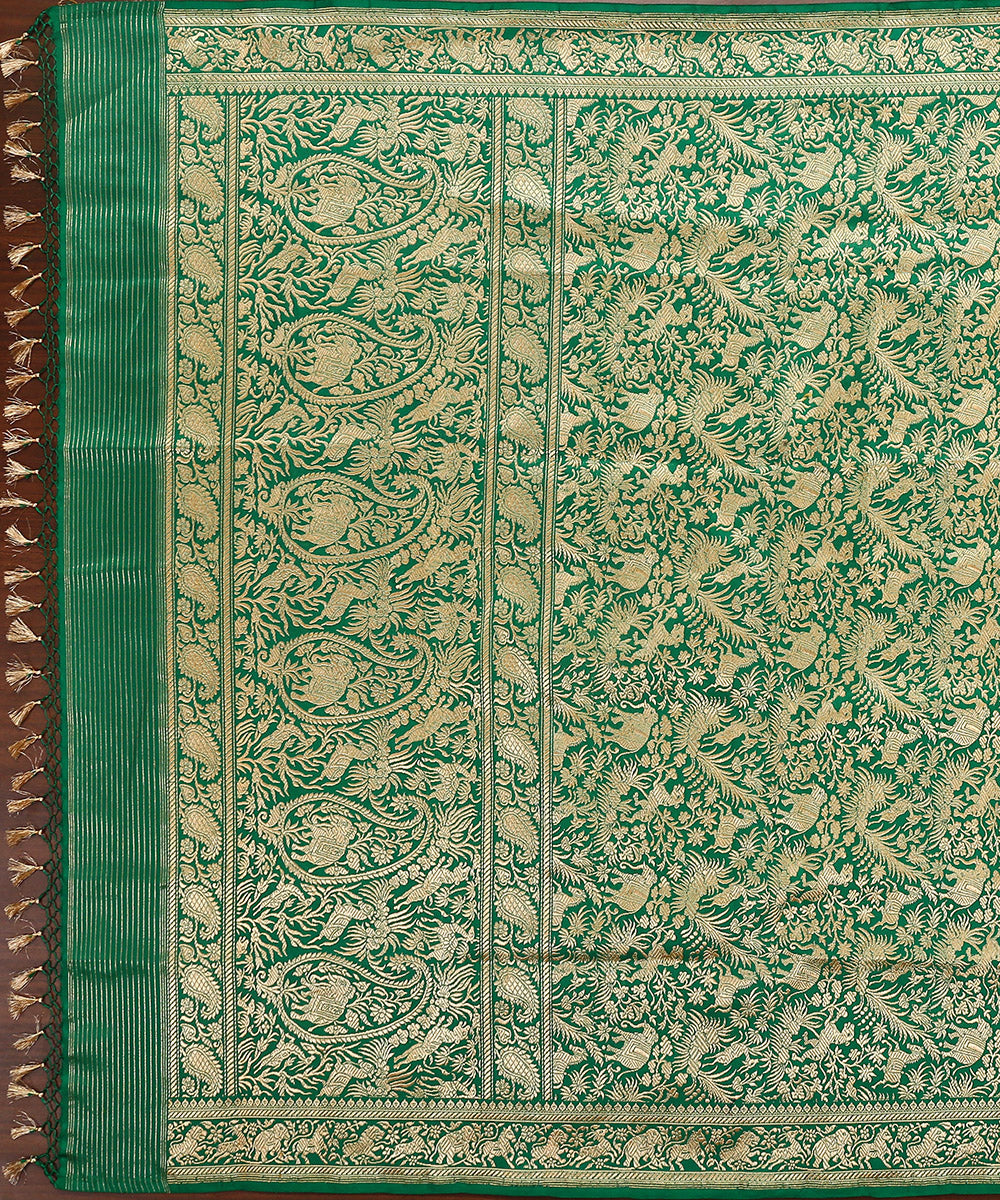 Emerald_Green_Handloom_Pure_Zari_Brocade_Shikargah_Banarasi_Dupatta_WeaverStory_02