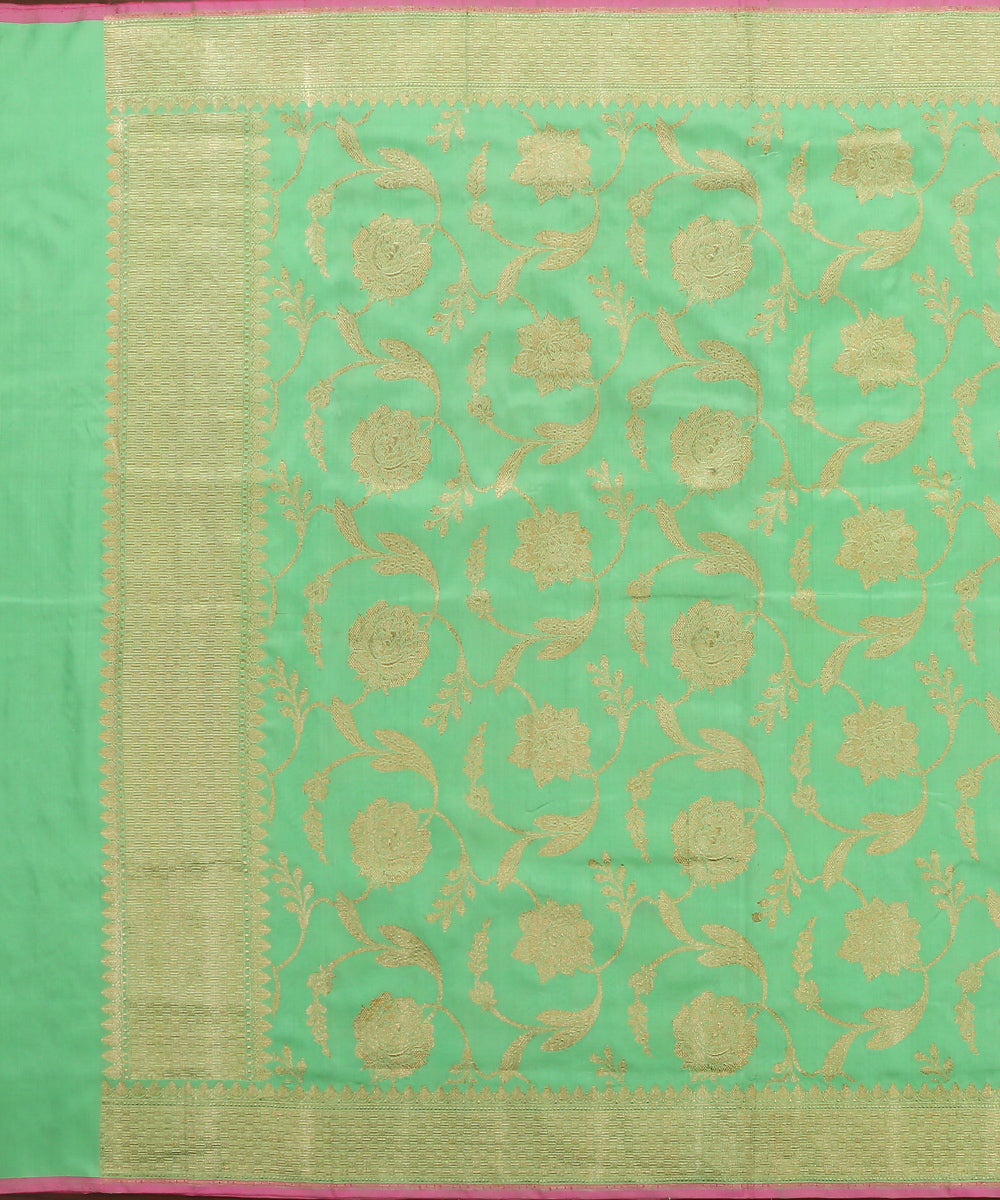 Pastel_Green_Handloom_Pure_Katan_Silk_Kadhwa_Banarasi_Dupatta_With_Pink_Selvedge_WeaverStory_02
