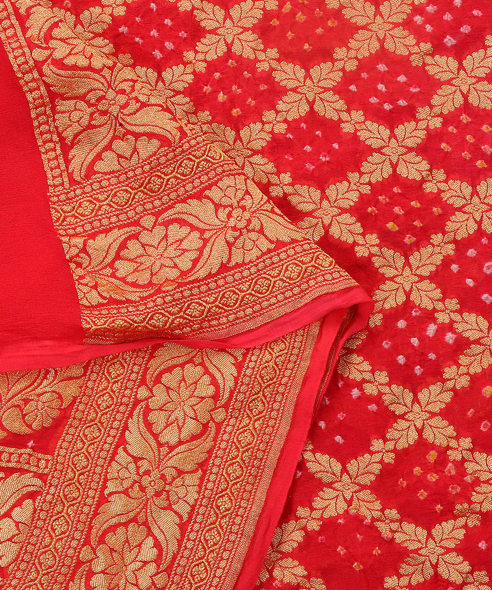 Handloom_Coral_Peach_Pure_Georgette_Banarasi_Bandhej_Dupatta_WeaverStory_04