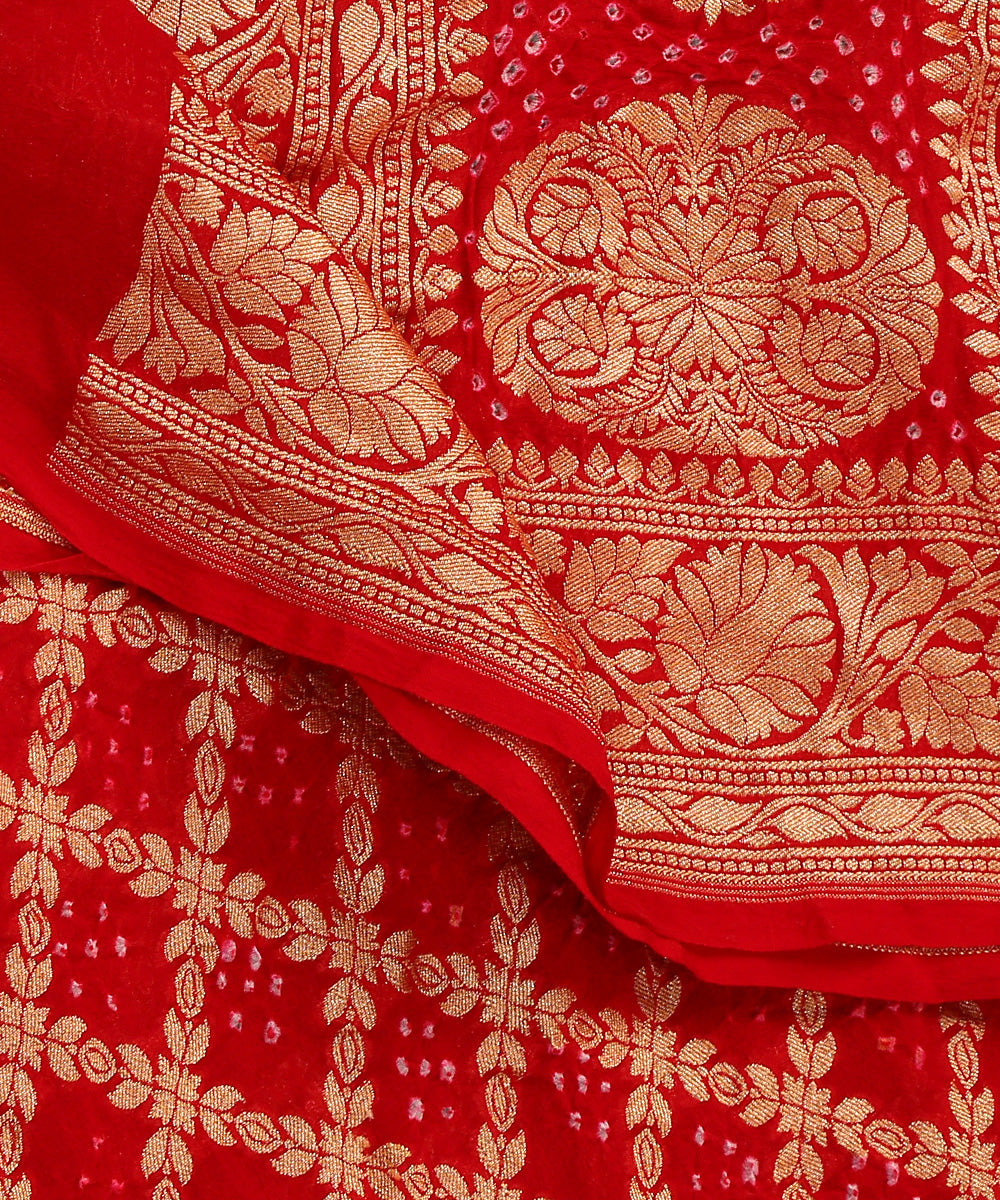 Handloom_Red_Pure_Georgette_Banarasi_Bandhej_Dupatta_WeaverStory_04