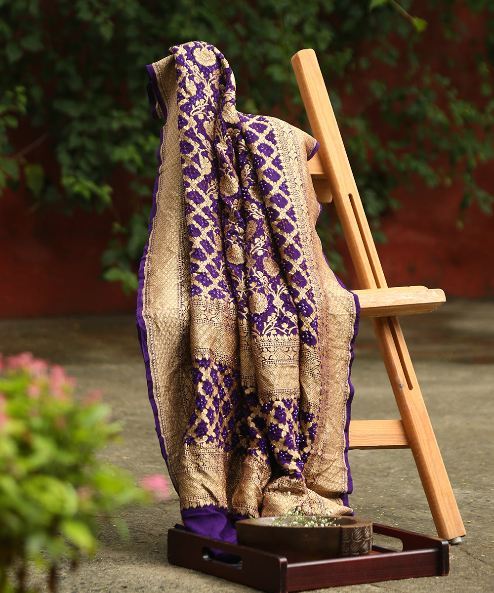 Handloom_Purple_Red_Pure_Georgette_Banarasi_Bandhej_Dupatta_WeaverStory_01