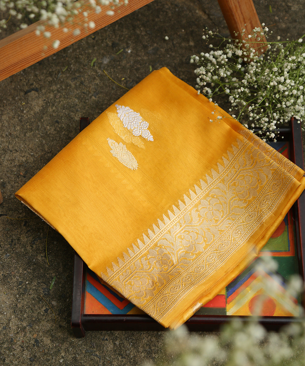 Mustard_Handloom_Pure_Kora_Silk_Banarasi_Dupatta_With_Kadhwa_Sona_Rupa_Boota_WeaverStory_01