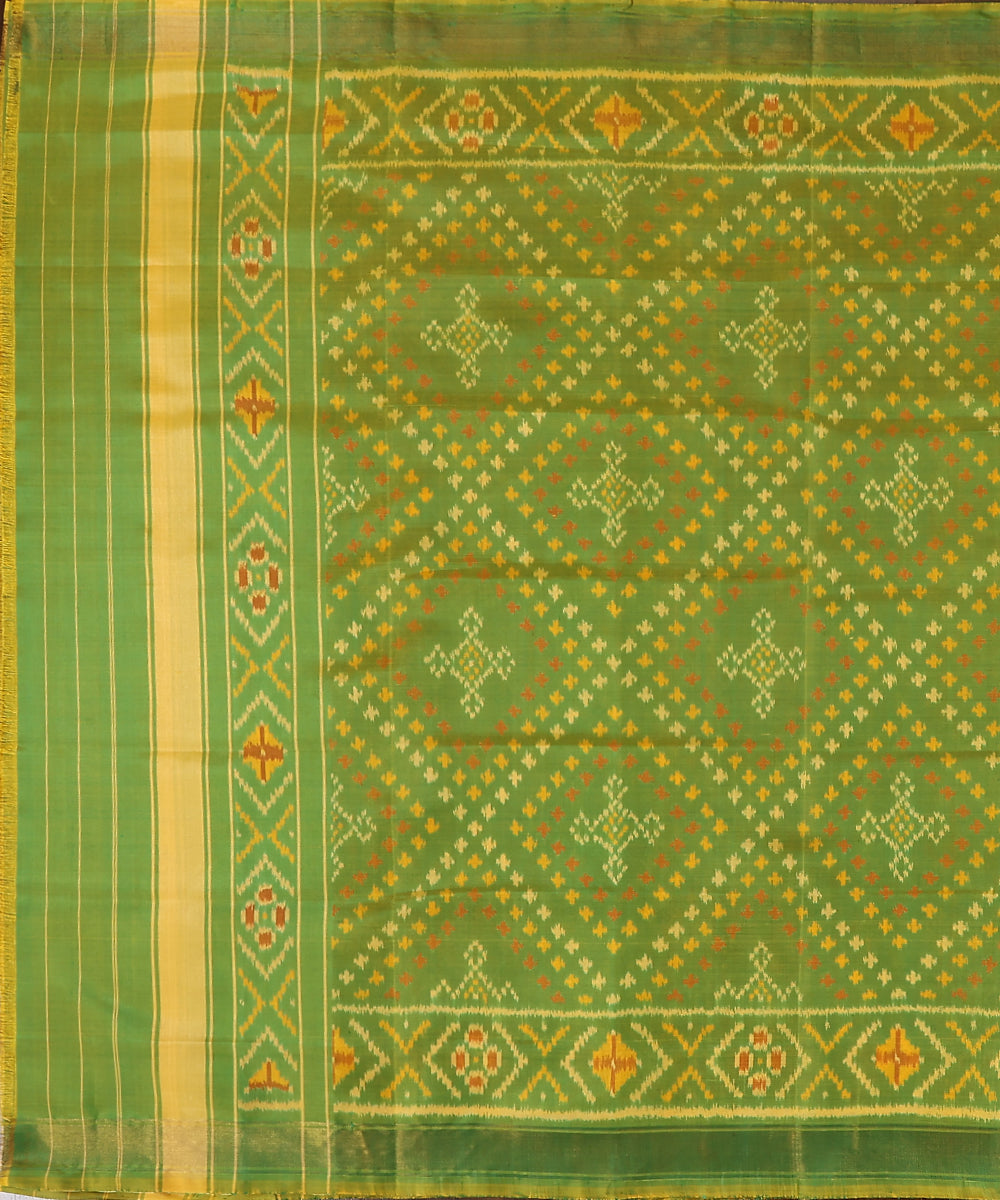 Parrot_Green_Handloom_Pure_Mulberry_Silk_Ikat_Patola_Dupatta_With_Geometric_Border_WeaverStory_02