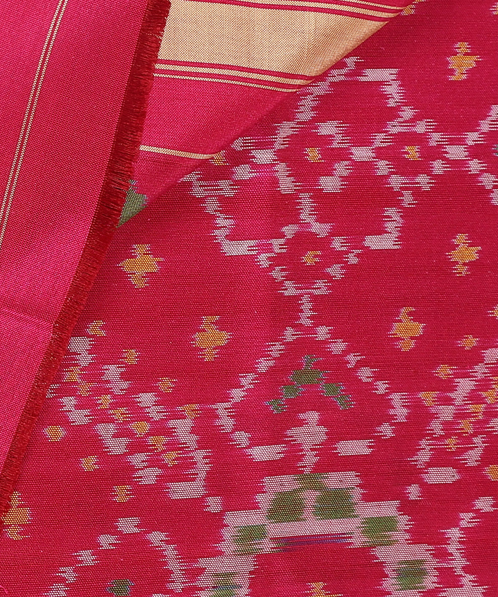Magenta_Handloom_Pure_Mulberry_Silk_Ikat_Patola_Dupatta_With_Geometrical_Pattern_WeaverStory_04